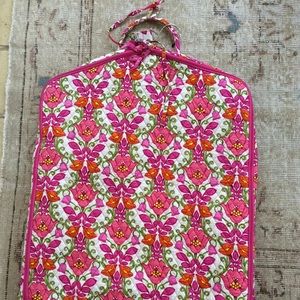 Vera Bradley Hanging Bag in lillibell
